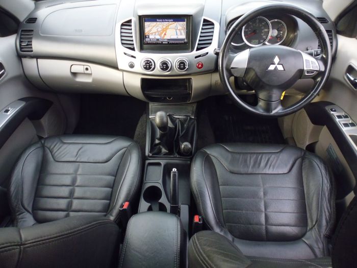 Mitsubishi L200 2.5 Double Cab DI-D Barbarian 4WD 176Bhp Four Wheel Drive Diesel Grey