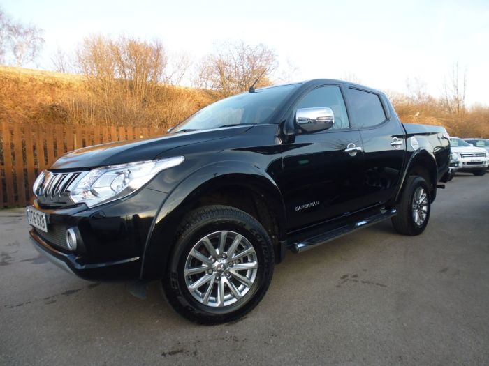 Mitsubishi L200 2.4 Double Cab DI-D 178 Barbarian 4WD Four Wheel Drive Diesel Black