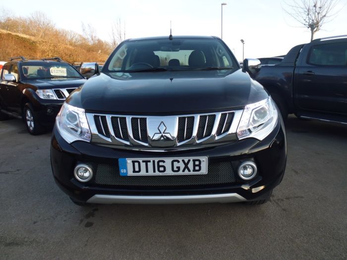 Mitsubishi L200 2.4 Double Cab DI-D 178 Barbarian 4WD Four Wheel Drive Diesel Black