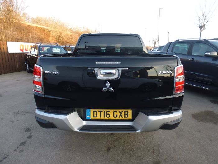 Mitsubishi L200 2.4 Double Cab DI-D 178 Barbarian 4WD Four Wheel Drive Diesel Black