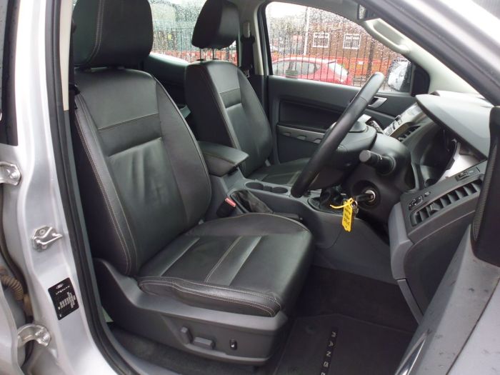 Ford Ranger Pick Up Double Cab Limited 3.2 TDCi 4WD Four Wheel Drive Diesel Silver