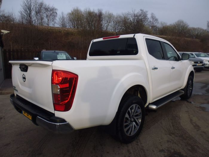Nissan Navara Double Cab Pick Up N-Connecta 2.3dCi 190 4WD Four Wheel Drive Diesel White