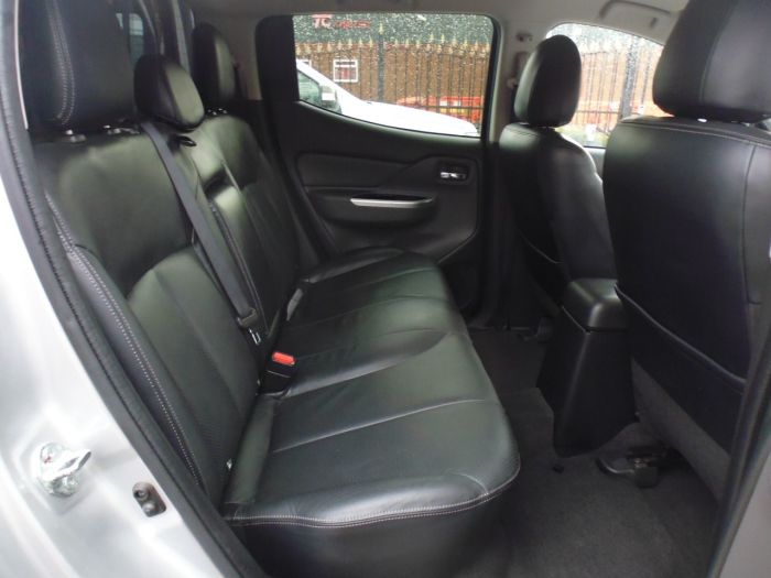 Mitsubishi L200 2.4 Double Cab DI-D 178 Warrior 4WD Four Wheel Drive Diesel Silver