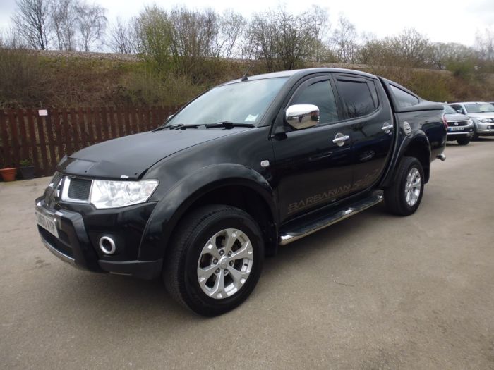 Mitsubishi L200 2.5 Double Cab DI-D Barbarian 4WD Auto 176Bhp Pick Up Diesel Black
