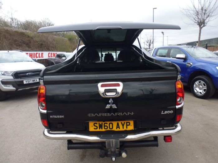 Mitsubishi L200 2.5 Double Cab DI-D Barbarian 4WD Auto 176Bhp Pick Up Diesel Black