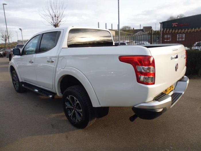 Fiat Fullback 2.4 180hp LX Double Cab Pick Up Pick Up Diesel White