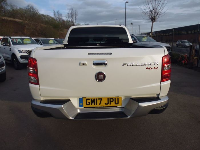 Fiat Fullback 2.4 180hp LX Double Cab Pick Up Pick Up Diesel White