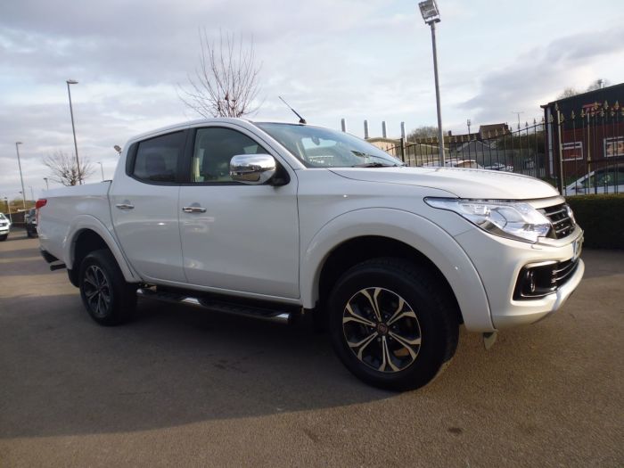 Fiat Fullback 2.4 180hp LX Double Cab Pick Up Pick Up Diesel White
