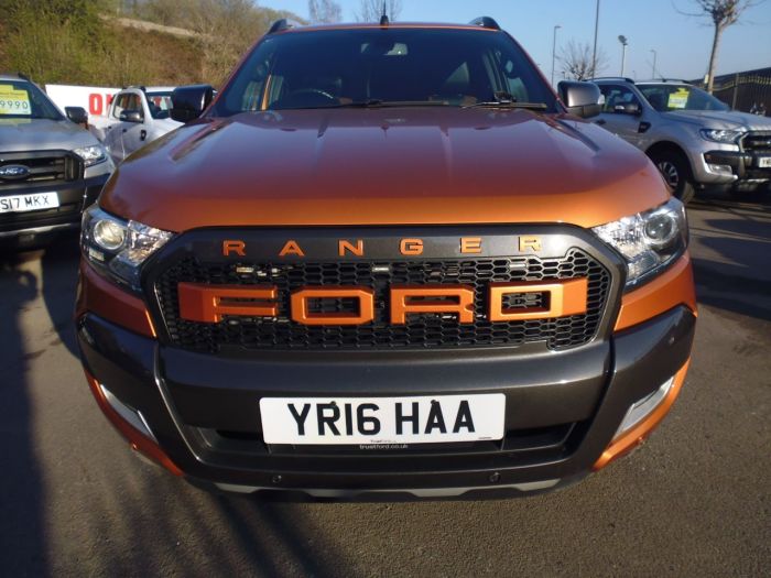 Ford Ranger Pick Up Double Cab Wildtrak 3.2 TDCi 200 Auto Pick Up Diesel Orange
