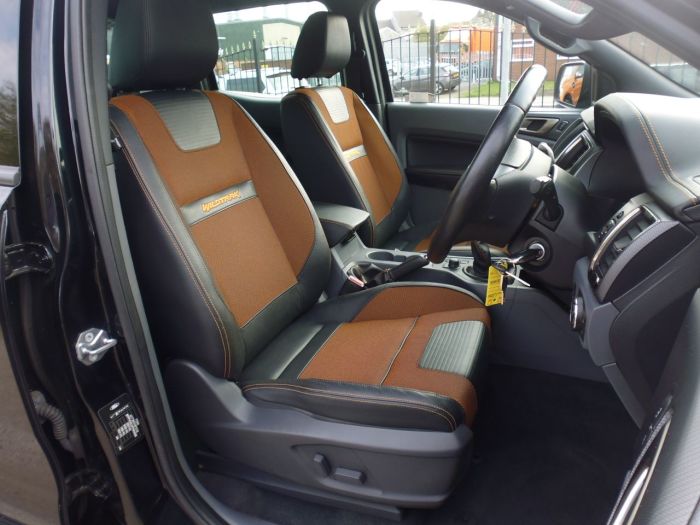 Ford Ranger Pick Up Double Cab Wildtrak 3.2 TDCi 200 Pick Up Diesel Black