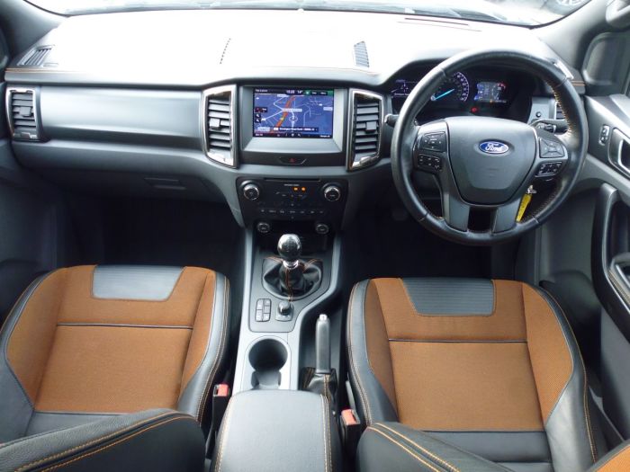 Ford Ranger Pick Up Double Cab Wildtrak 3.2 TDCi 200 Pick Up Diesel Black