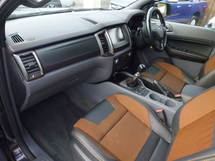 Ford Ranger Pick Up Double Cab Wildtrak 3.2 TDCi 200 Pick Up Diesel Black