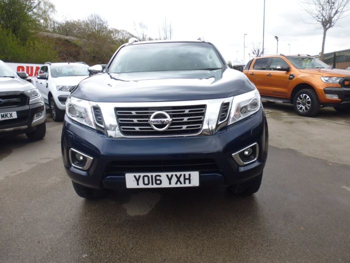 Nissan Navara Double Cab Pick Up Tekna 2.3dCi 190 4WD Pick Up Diesel Blue