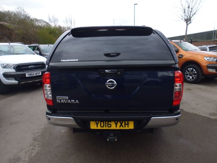 Nissan Navara Double Cab Pick Up Tekna 2.3dCi 190 4WD Pick Up Diesel Blue