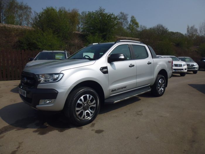Ford Ranger Pick Up Double Cab Wildtrak 3.2 TDCi 200 Pick Up Diesel Silver