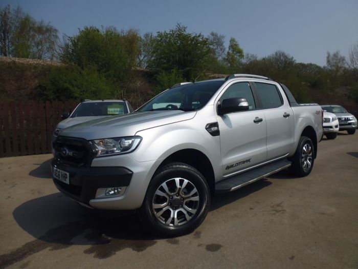 Ford Ranger Pick Up Double Cab Wildtrak 3.2 TDCi 200 Pick Up Diesel Silver