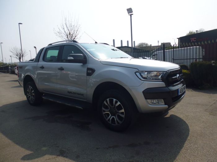 Ford Ranger Pick Up Double Cab Wildtrak 3.2 TDCi 200 Pick Up Diesel Silver