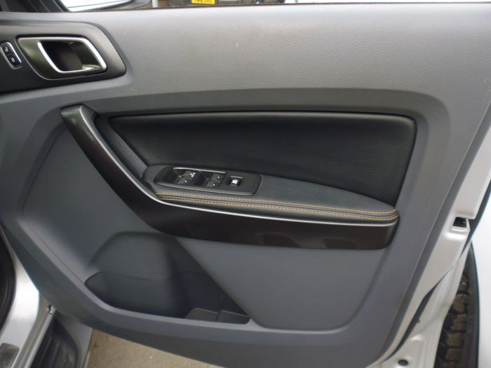 Ford Ranger Pick Up Double Cab Wildtrak 3.2 TDCi 200 Pick Up Diesel Silver