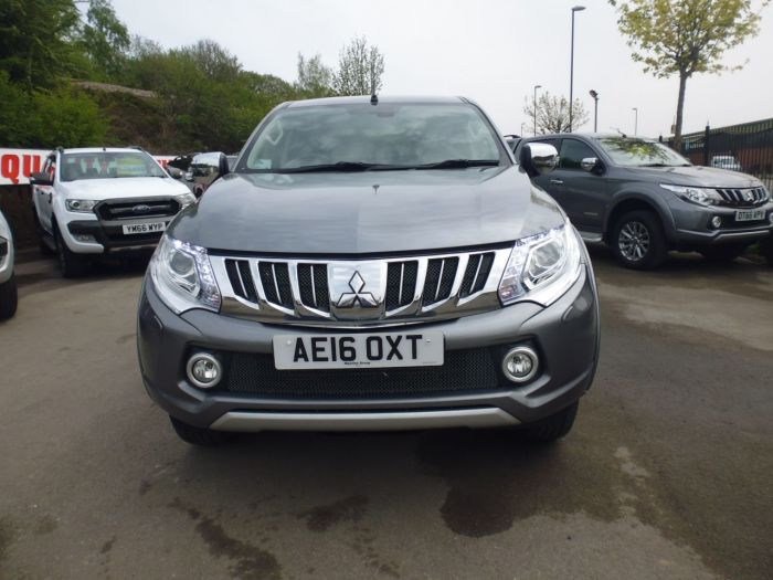 Mitsubishi L200 2.4 Double Cab DI-D 178 Barbarian 4WD Pick Up Diesel Grey