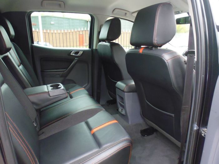 Ford Ranger Pick Up Double Cab Wildtrak 3.2 TDCi 4WD Pick Up Diesel Black