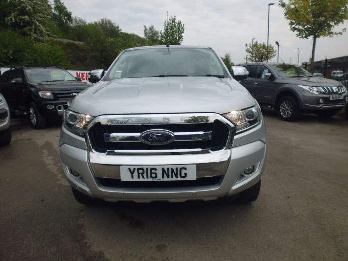 Ford Ranger Pick Up Double Cab Limited 1 3.2 TDCi 200 Pick Up Diesel Silver