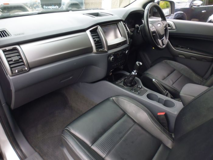 Ford Ranger Pick Up Double Cab Limited 1 3.2 TDCi 200 Pick Up Diesel Silver