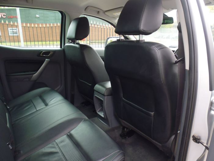 Ford Ranger Pick Up Double Cab Limited 1 3.2 TDCi 200 Pick Up Diesel Silver