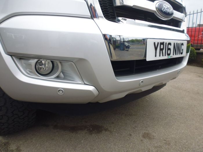 Ford Ranger Pick Up Double Cab Limited 1 3.2 TDCi 200 Pick Up Diesel Silver