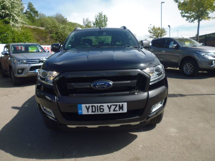 Ford Ranger Pick Up Double Cab Wildtrak 3.2 TDCi 200 Auto Pick Up Diesel Black