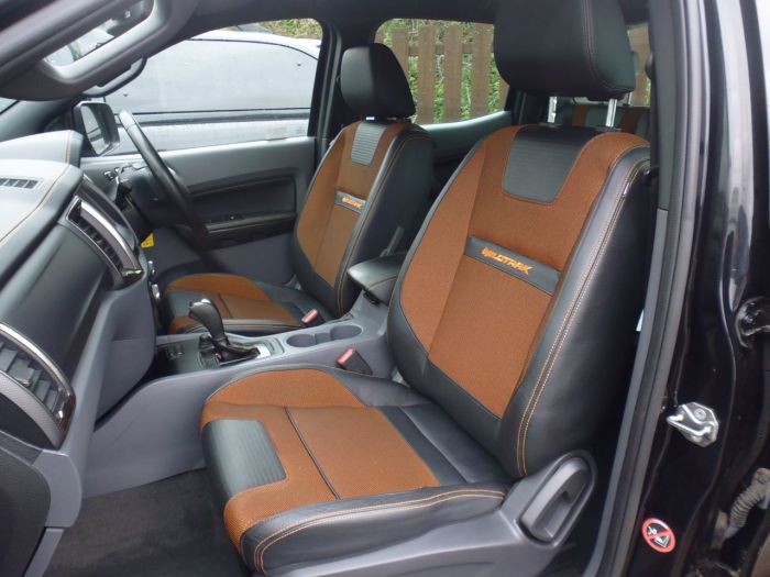 Ford Ranger Pick Up Double Cab Wildtrak 3.2 TDCi 200 Auto Pick Up Diesel Black