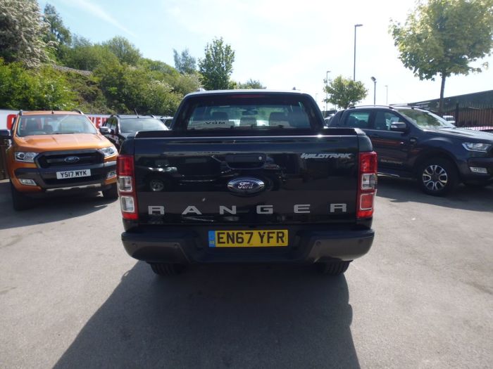 Ford Ranger Pick Up Double Cab Wildtrak 3.2 TDCi 200 Auto Pick Up Diesel Black