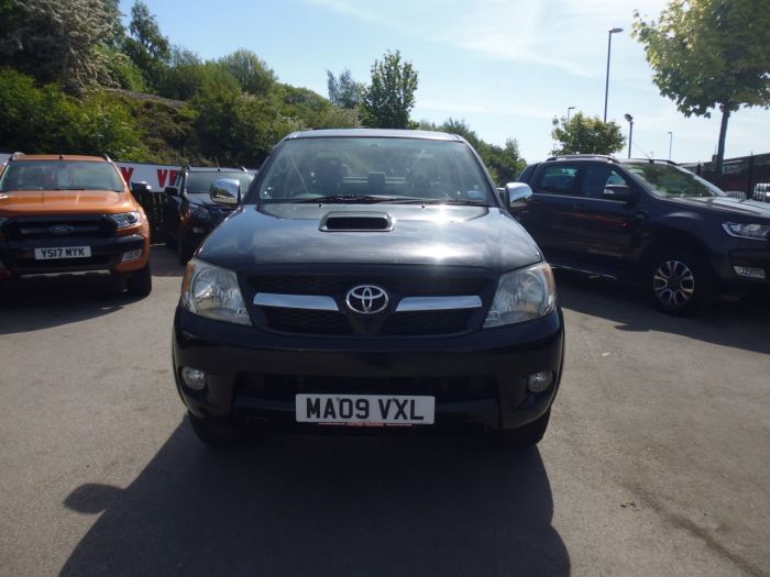 Toyota Hilux HL3 Double Cab Pick Up 3.0 D-4D 4WD Auto Pick Up Diesel Black