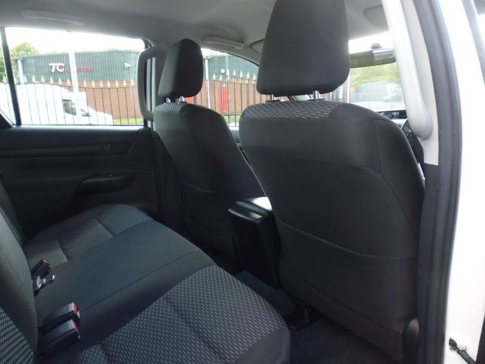 Toyota Hilux Active D/Cab Pick Up 2.4 D-4D Four Wheel Drive Diesel White