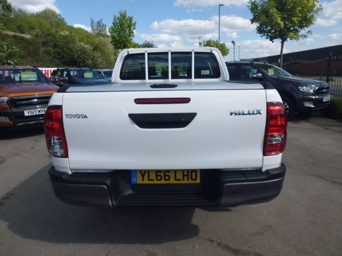 Toyota Hilux Active D/Cab Pick Up 2.4 D-4D Four Wheel Drive Diesel White