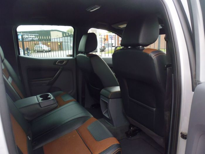 Ford Ranger Pick Up Double Cab Wildtrak 3.2 TDCi 200 Auto Pick Up Diesel Black