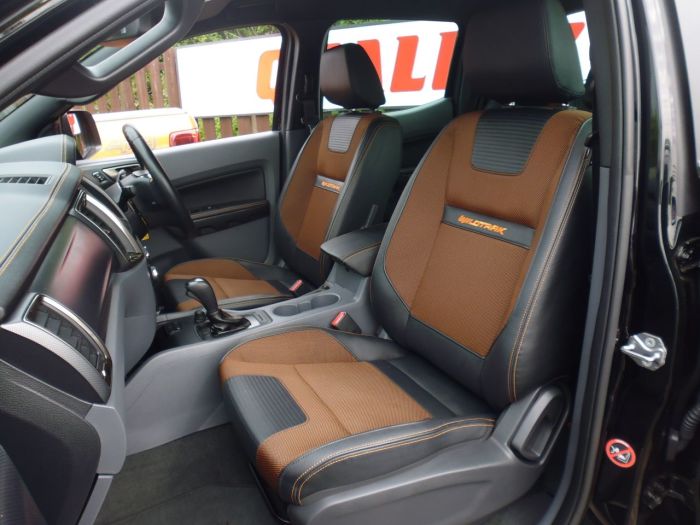 Ford Ranger Pick Up Double Cab Wildtrak 3.2 TDCi 200 Auto Pick Up Diesel Black