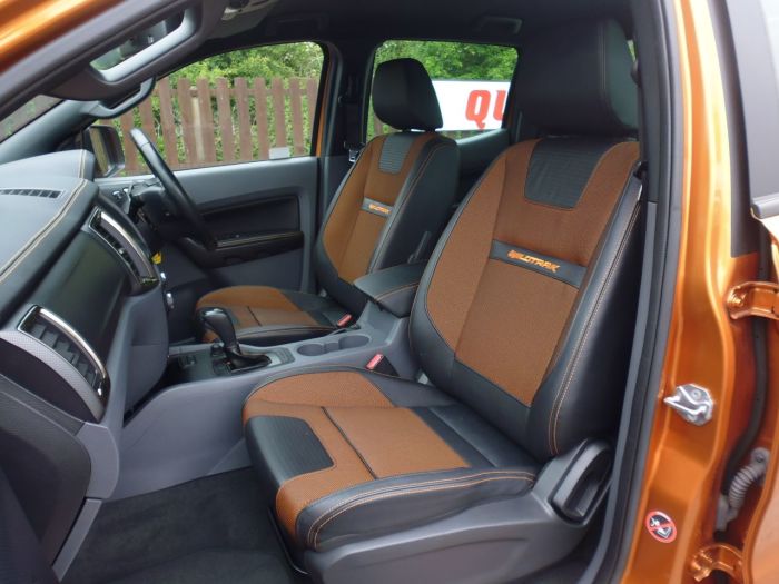 Ford Ranger 3.2 RANGER WILDTRAK 4X4 TDCI Pick Up Diesel Orange