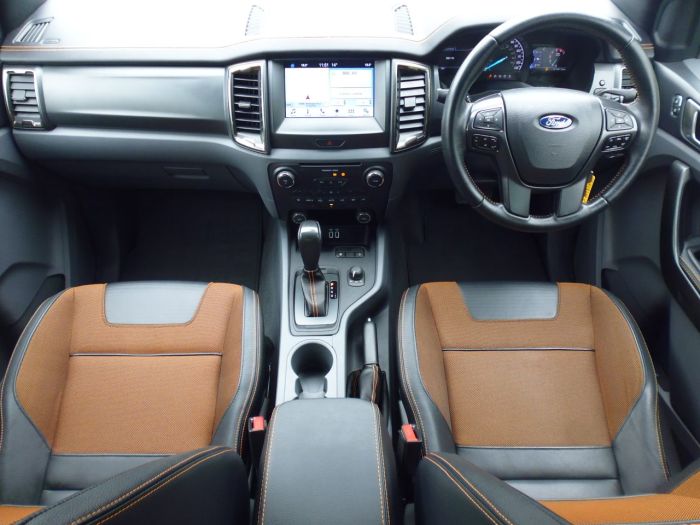 Ford Ranger 3.2 RANGER WILDTRAK 4X4 TDCI Pick Up Diesel Orange