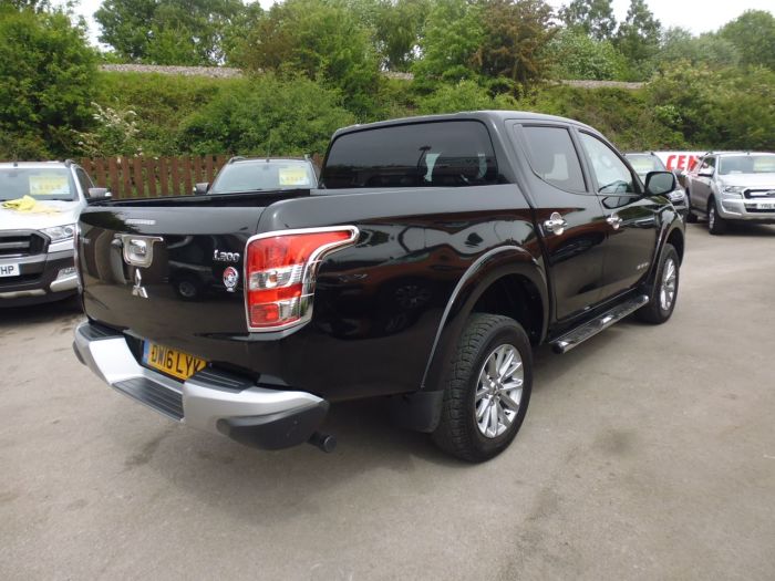 Mitsubishi L200 2.4 Double Cab DI-D 178 Barbarian 4WD Auto Pick Up Diesel Black