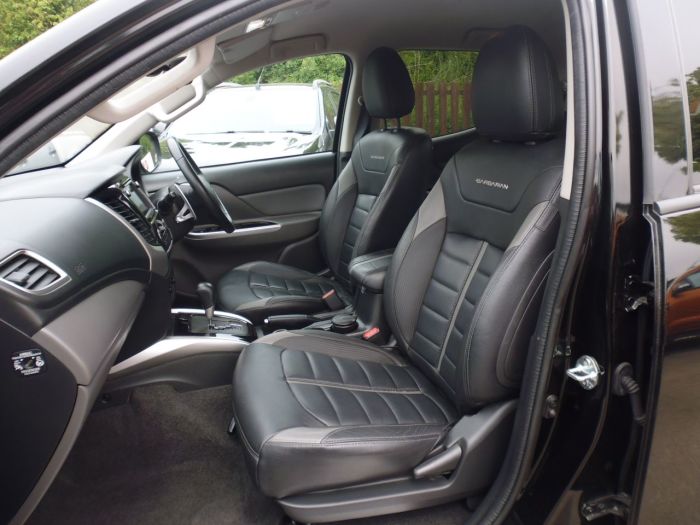 Mitsubishi L200 2.4 Double Cab DI-D 178 Barbarian 4WD Auto Pick Up Diesel Black