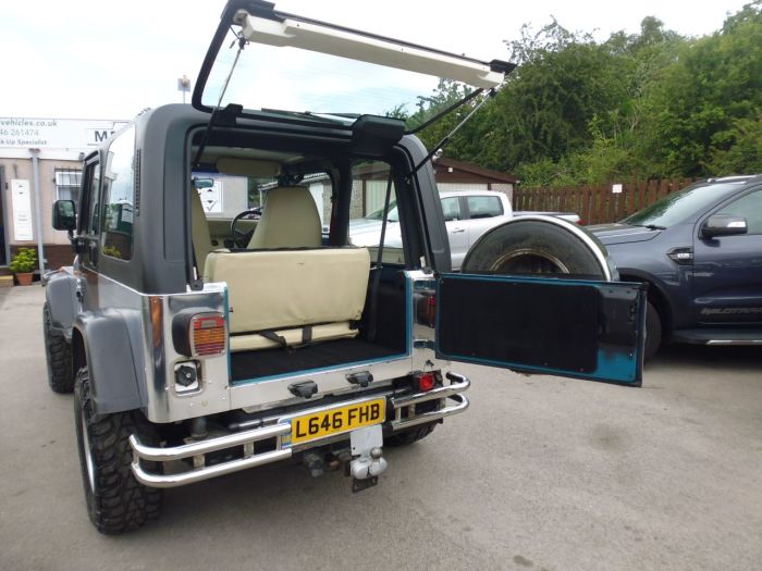 Jeep Wrangler 4.0 YJ Four Wheel Drive Petrol Turquoise