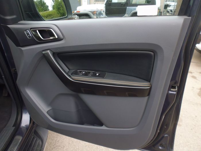 Ford Ranger Pick Up Double Cab Wildtrak 3.2 TDCi 200 Pick Up Diesel Grey