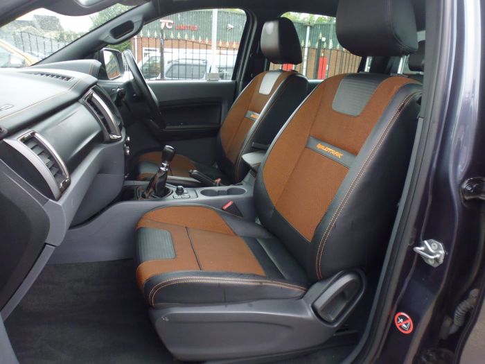 Ford Ranger Pick Up Double Cab Wildtrak 3.2 TDCi 200 Pick Up Diesel Grey