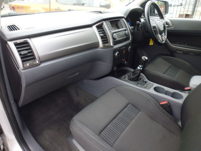 Ford Ranger Pick Up Double Cab XLT 2.2 TDCi Pick Up Diesel Silver