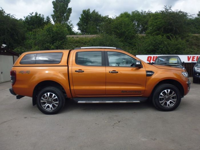 Ford Ranger Pick Up Double Cab Wildtrak 3.2 TDCi 200 Pick Up Diesel Orange