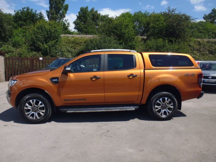Ford Ranger 3.2 RANGER WILDTRAK 4X4 TDCI Pick Up Diesel Orange