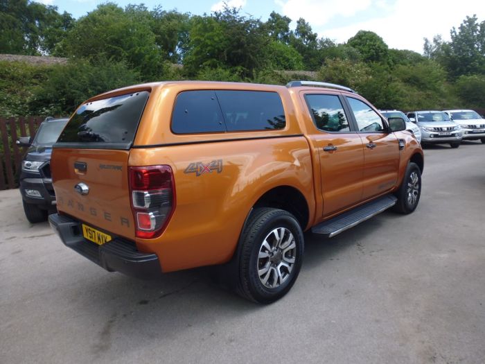 Ford Ranger 3.2 RANGER WILDTRAK 4X4 TDCI Pick Up Diesel Orange