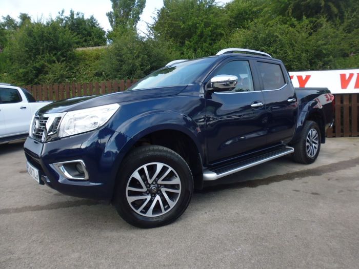 Nissan Navara Double Cab Pick Up Tekna 2.3dCi 190 4WD Pick Up Diesel Blue