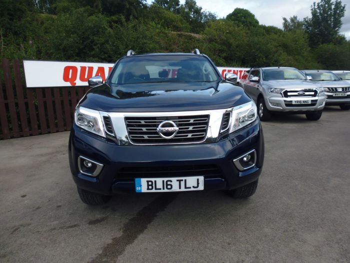 Nissan Navara Double Cab Pick Up Tekna 2.3dCi 190 4WD Pick Up Diesel Blue