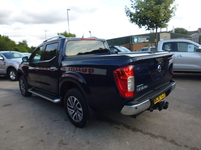 Nissan Navara Double Cab Pick Up Tekna 2.3dCi 190 4WD Pick Up Diesel Blue